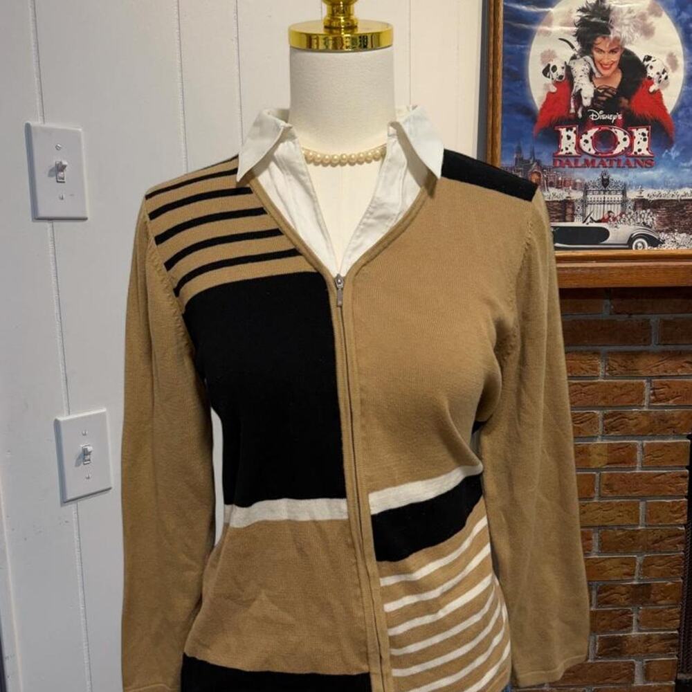 Vintage Allison Daley black, beige, and white striped zip up blouse size small